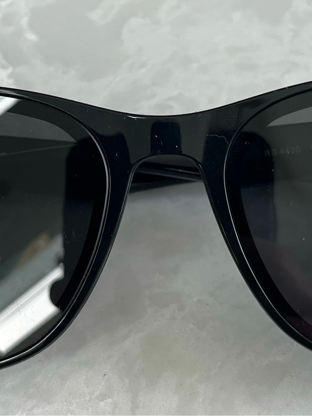 Ray-Ban RB4420 Sunglasses with Black Case